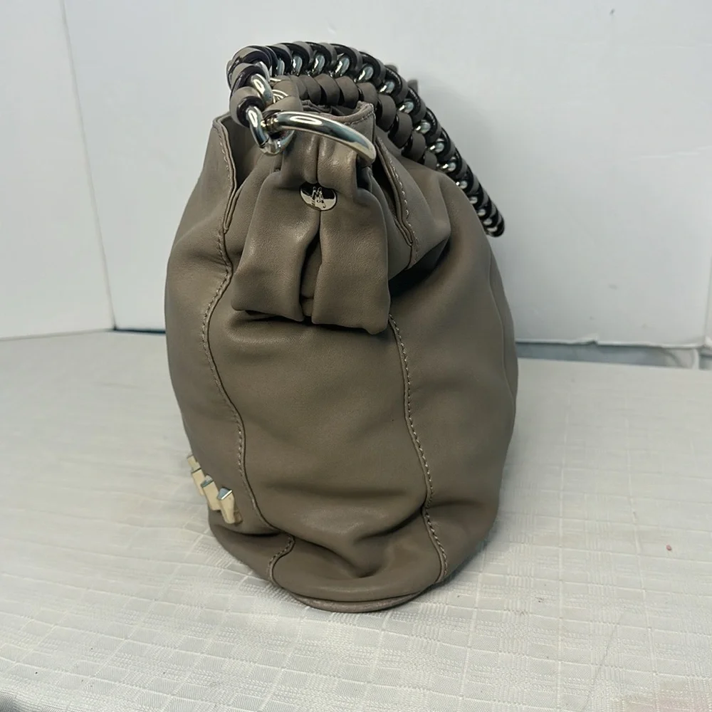 MARCIANO Bag in tan leather with light gold hardware